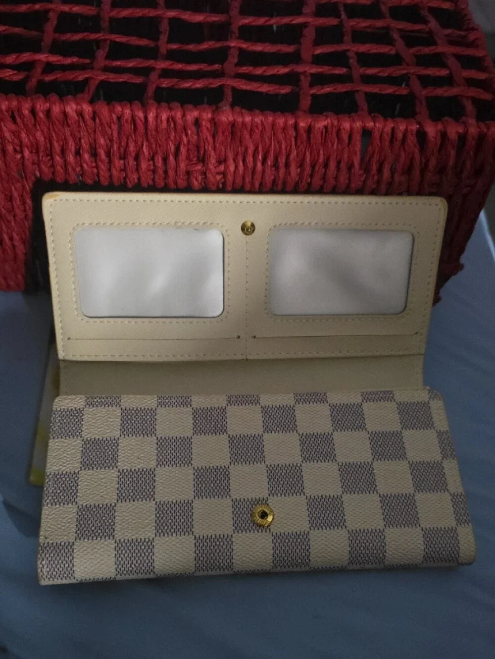 Louis Vuitton Damier Azur Canvas Wallet - Cream & Light Gray